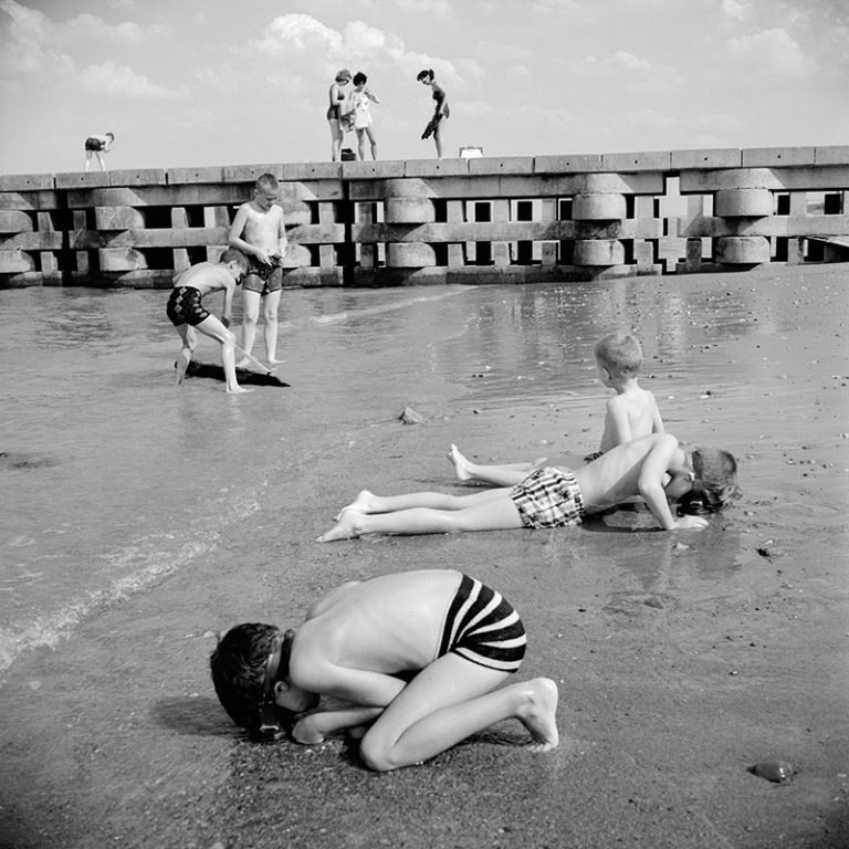 Elusive mid-century street photographer Vivian Maier featured at Granary Gallery